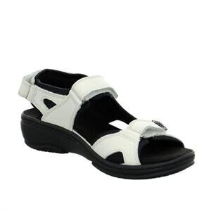 NEW FIDELIO women's gini sandals in white
